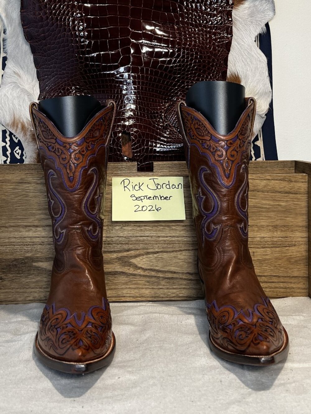 Heritage Boot Co. Lonesome Dove Calfskin Hand Tooled Cowboy Boots fits size 10D